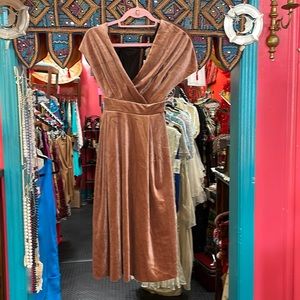 ASOS NWT chocolate brown velvet dress